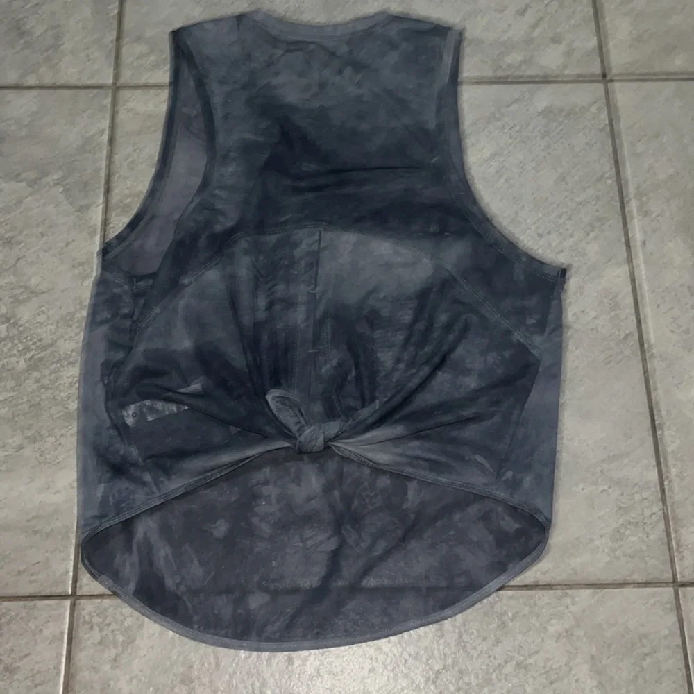 Shirt - Picture 2 of 2